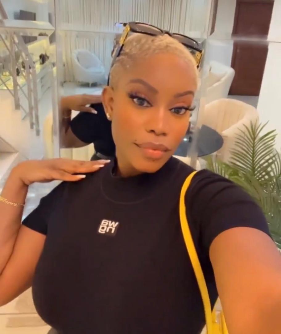 Reality TV star, Ese Eriata, tackles IG user for judging women who have kids out of wedlock